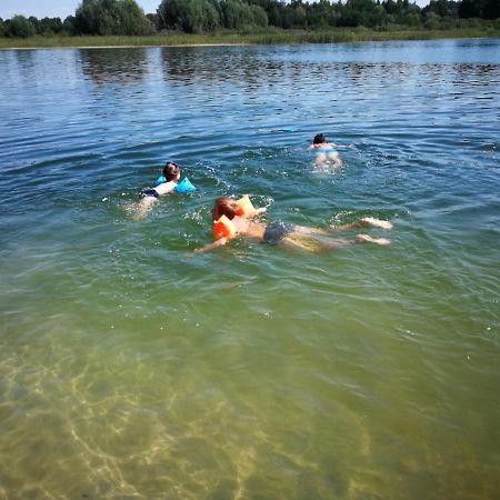 Domki Domek Na Jeziorem Wilczynskim Budzislawskim , Las, Osobno Ogrodzony 2-6 Osob- Klimatyzacja, Ogrzewanie, 62-550 Zygmuntowo Gm Wilczyn Exterior foto